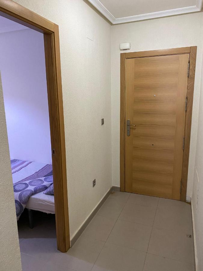 Cálida habitación para temporadas u ocasiones Torrevieja Esterno foto